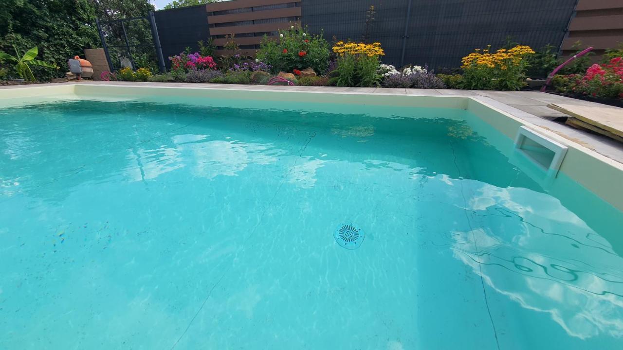 Velence Lakeside Pool House Exterior foto